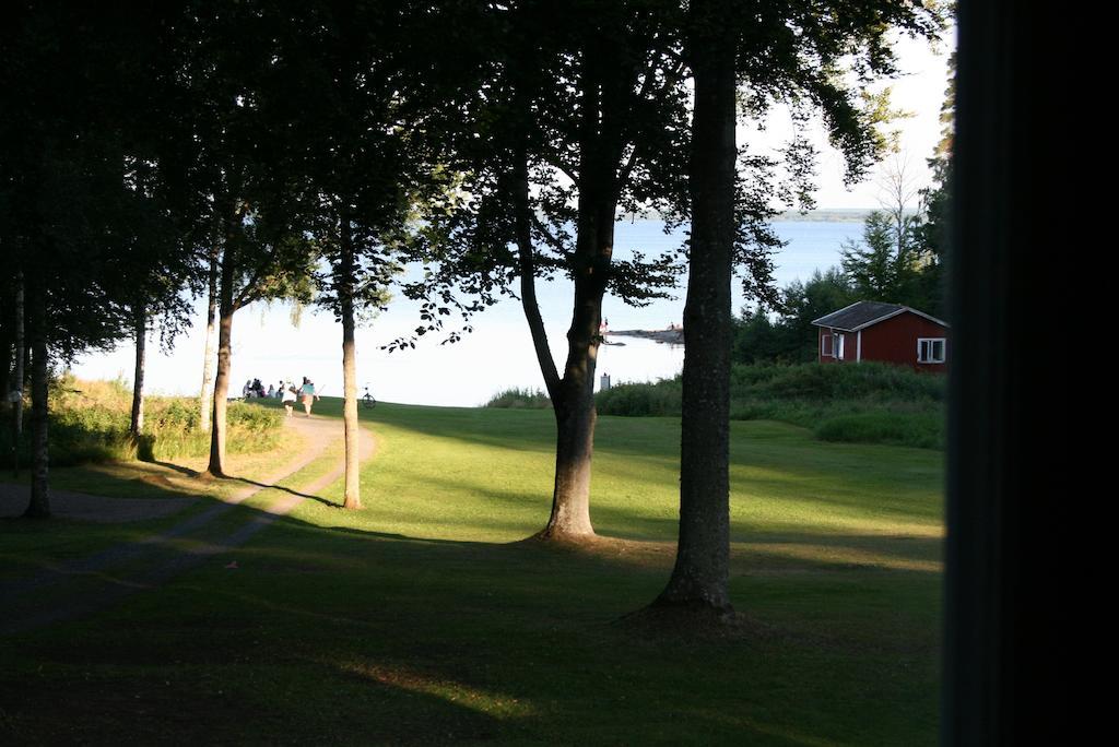 Sjolunda Semesterby Hotel Lidköping Exterior foto